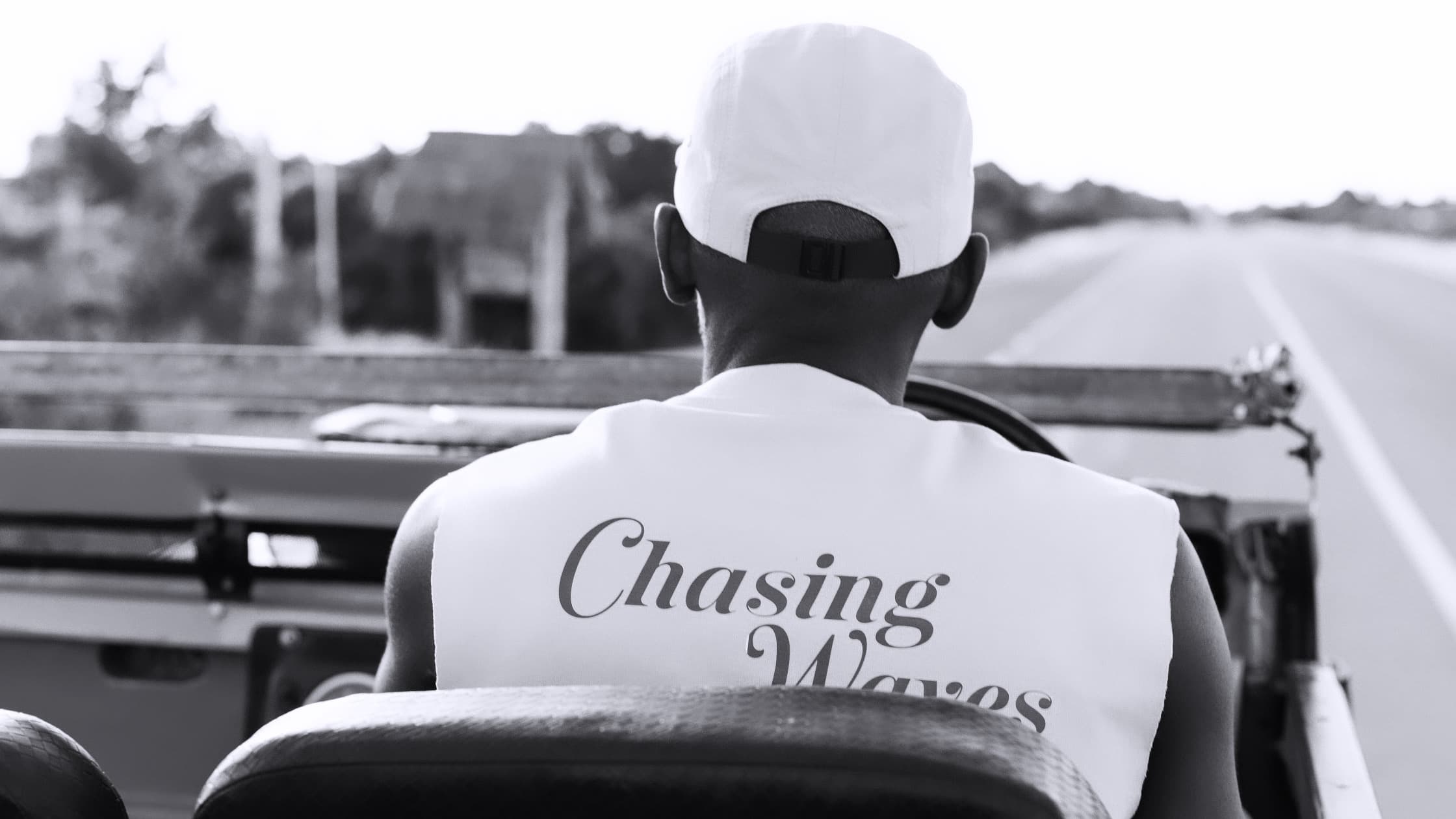 Chasing waves